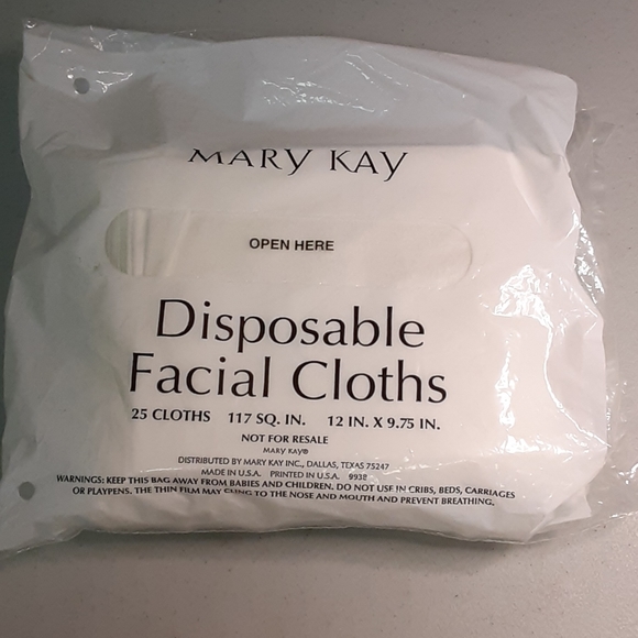 Mary Kay Makeup Mary Kay Disposable Facial Cloths Poshmark